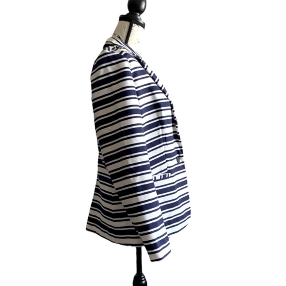 Express White and Navy Blue Striped Jacket Blazer - Picture 5 of 10
